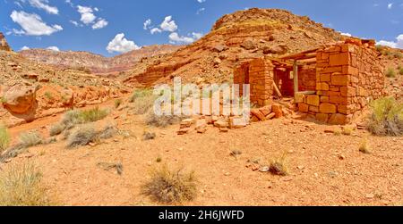 Pioneer Ruins le long de SOAP Creek, dans le monument national de Vermilion Cliffs, Arizona, États-Unis d'Amérique, Amérique du Nord Banque D'Images