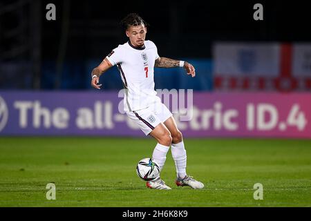 Serravalle, Saint-Marin.15 novembre 2021.Kalvin Phillips, d'Angleterre, en action lors du match de qualification européen de la coupe du monde de la FIFA 2022 entre Saint-Marin et l'Angleterre.Credit: Nicolò Campo/Alay Live News Banque D'Images