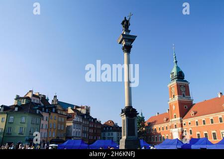 Place du château de la colonne du roi Sigismund, vieille ville de Varsovie, Pologne Banque D'Images