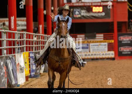 Davie, États-Unis.12 novembre 2021.Cérémonie d'ouverture du Southeastern circuit finals Rodeo à Davie, FL, du 11 au 13 novembre 2021 pendant l'événement.(Photo par Yaroslav Sabitov/YES Market Media/Sipa USA) crédit: SIPA USA/Alay Live News Banque D'Images