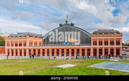 MADRID, ESPAGNE - 22 OCTOBRE 2017 : vue sur l'ancienne gare d'Atocha à Madrid, Espagne Banque D'Images