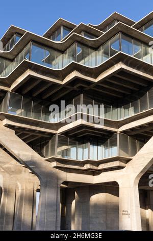 Geisel Library sur le campus de l'Université de Californie à San Diego Banque D'Images