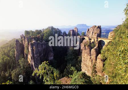 Le pont de Bastei, Suisse Saxe, Allemagne Banque D'Images