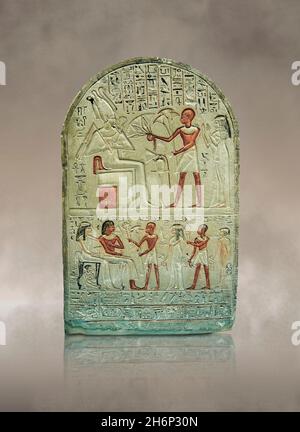 Ancienne stèle égyptienne de Bakenamun, 1390-1352, 18e dynastie.British Museum EA289.Stela de calcaire à plateau rond de Bakenamun avec détail peint : upp Banque D'Images