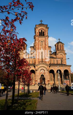 BELGRADE, Serbie - 15 novembre 2021 - Église Saint-Marc (crkva Svetog Marka en serbe).Église orthodoxe située dans le parc de Tasmajdan à l'été Banque D'Images