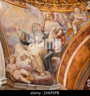 ROME, ITALIE - 2 SEPTEMBRE 2021 : la fresque de stigmatisation de Sainte Catherine de Sienne dans la coupole de l'église basilique de Santa Sabina Banque D'Images