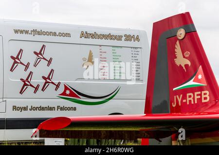 Royal Jordanian Air Force, Royal Jordanian Falcons du Royaume hachémite de Jordanie, à la RAF Waddington pour leur tournée de spectacle aérien.Emplacements sur la fourgonnette Banque D'Images