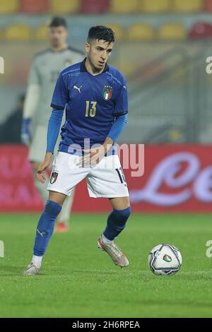 Fabiano Parisi d'Italie lors du match international de football amical entre l'Italie U21 et la Roumanie U21 au stade Benito Stirpe, Frosinone (Italie), le 16 novembre 2021.Photo Cesare Purini / Insidefoto Banque D'Images