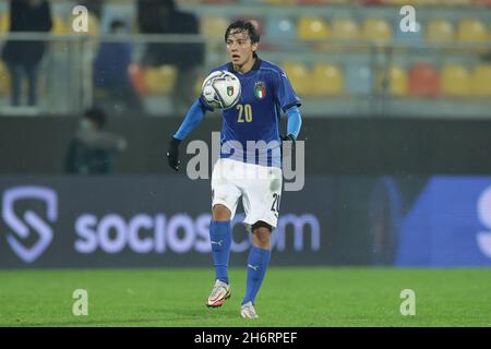 Emanuel Vignato d'Italie lors du match international de football amical entre l'Italie U21 et la Roumanie U21 au stade Benito Stirpe, Frosinone (Italie), le 16 novembre 2021.Photo Cesare Purini / Insidefoto Banque D'Images