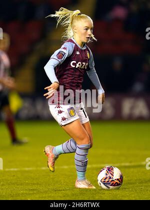 Aston Villa Freya Gregory pendant la coupe de la Ligue des femmes continentales Un match au stade Banks, Walsall.Date de la photo: Mercredi 17 novembre 2021. Banque D'Images