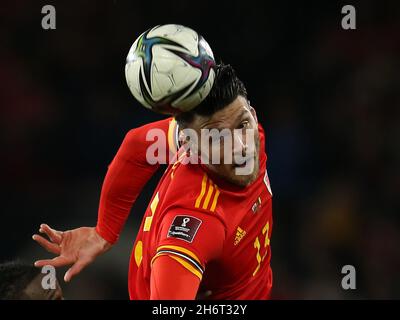 Cardiff, Royaume-Uni.16 novembre 2021.Kieffer Moore du pays de Galles en action.Qualification à la coupe du monde de la FIFA, groupe E, pays de Galles v Belgique au stade de Cardiff à Cardiff, pays de Galles du Sud, le mardi 16 novembre 2021.Usage éditorial seulement. photo par Andrew Orchard/Andrew Orchard sports Photography/Alay Live News crédit: Andrew Orchard sports Photography/Alay Live News Banque D'Images