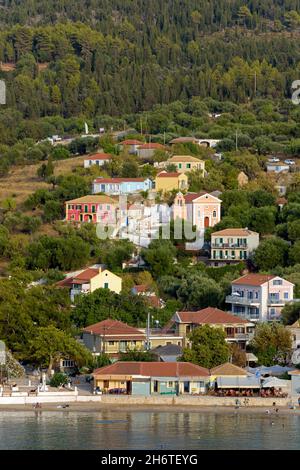 Village d'Assos dans l'île de Kefalonia, Grèce Banque D'Images