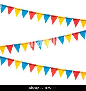 Papier coloré bunting drapeaux de parti isolé sur fond blanc Banque D'Images