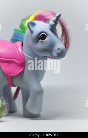 Figurine de Moonstone de l'ensemble de jeu Rainbow My Little Pony (1983) de Hasbro Banque D'Images