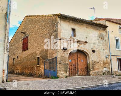 Villeneuve-lès-Béziers, Hérault, Occitanie Banque D'Images