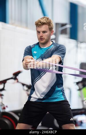 02/06/2 - joueur de Badminton England Marcus Ellis lors d'une session de formation en circuit au Centre national de Badminton à Milton Keynes. Banque D'Images