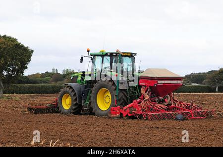 Hersage et forage sur la plaine côtière, West Sussex. Banque D'Images