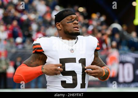 14 novembre 2021 : Cleveland Browns à l'extérieur de linebacker Mack Wilson Sr. (51) avant le match de football de la NFL entre les Cleveland Browns et les New England Patriots au stade Gillette, à Foxborough, Massachusetts.Les Patriots battez les Browns 45-7.Eric Canha/CSM Banque D'Images