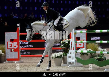 Prague, République tchèque.18 novembre 2021.MARCUS EHNING d'Allemagne en finale de la Super coupe de GCL lors des matchs des Longines Global Champions 2021 à Prague en République tchèque.(Credit image: © Slavek Ruta/ZUMA Press Wire) Banque D'Images