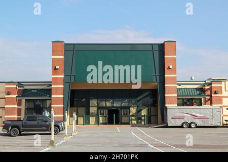 Muncy, États-Unis.18 novembre 2021.Vue extérieure d'un ancien Dick's Sporting Goods au Lycoming Mall.Le Lycoming Mall a ouvert ses portes en 1978 avec le grand magasin Hess, Sears et Gee Bee comme ancres.Crédit : SOPA Images Limited/Alamy Live News Banque D'Images