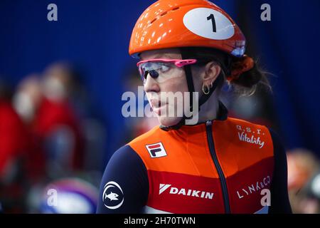 Debrecen, Hongrie.19 novembre 2021.DEBRECEN, HONGRIE - NOVEMBRE 19: Suzanne Schiling des pays-Bas lors de la compétition de patinage de vitesse sur piste courte de la coupe du monde de l'UIP à Foix Arena le 19 novembre 2021 à Debrecen, Hongrie (photo d'Istvan Derencsenyi/Orange Pictures) House of Sports Credit: Orange pics BV/Alay Live News Banque D'Images