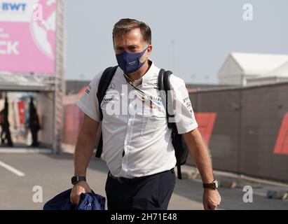Losail, Qatar.19 novembre 2021.Motorsport: Formule 1, avant le Grand Prix du Qatar: Le patron d'équipe Jost Capito d'Allemagne de Williams dans le paddock.Credit: Hasan Bratic/dpa/Alay Live News Banque D'Images