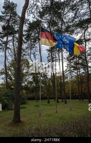 Lommel, Belgique - 31 octobre 2021 : le plus grand cimetière de guerre allemand (Kriegsgraberstatte) et site commémoratif d'Europe occidentale.Province de Limbourg.Automne Banque D'Images