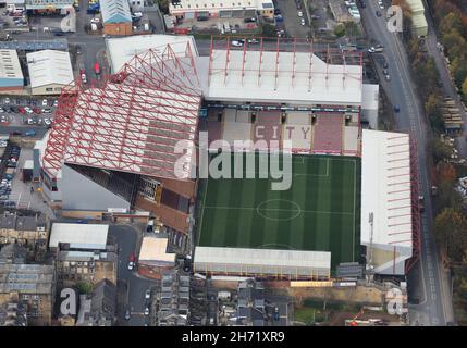 Vue aérienne de Valley Parade, stade du Bradford City football Club, West Yorkshire Banque D'Images