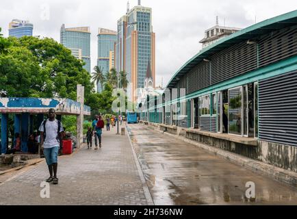 DAR ES SALAAM, TANZANIE - JANVIER 2020 : rues de Dar es Salaam.Tanzanie.Afrique de l'est Banque D'Images