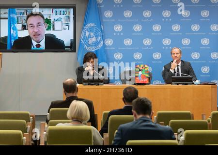 Nations Unies.19 novembre 2021.Achim Steiner, Administrateur du Programme des Nations Unies pour le développement, s'est joint à pratiquement une réunion de presse à l'occasion du lancement d'un rapport intitulé ONU femmes relève le défi au Siège de l'ONU.Midi exposé du porte-parole du Secrétaire général les invités en personne étaient l'ambassadeur de l'UE auprès de l'ONU Olof Skoog et le directeur exécutif de l'ONU femmes SIMA Sami Bahous, auxquels se sont joints pratiquement la Directrice exécutive du Fonds des Nations Unies pour l'enfance (UNICEF) Henrietta Fore et l'Administrateur du Programme des Nations Unies pour le développement (PNUD) Achim Steiner.(Crédit Imag crédit: ZUMA Press, I Banque D'Images