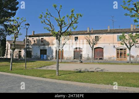 Village de Monistrol de Anoia dans un centre de population de Sant Sadurní de Anoia dans la région Alto Panades province de Barcelone, Catalogne, Espagne Banque D'Images