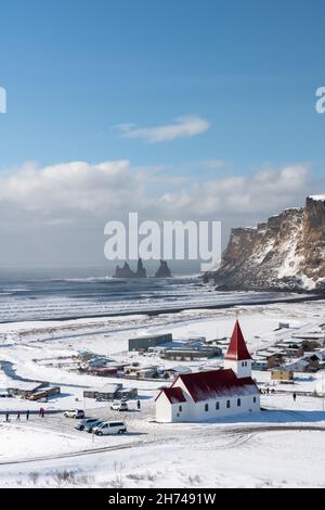 Église de Vik, petite ville dans le sud de l'Islande Banque D'Images