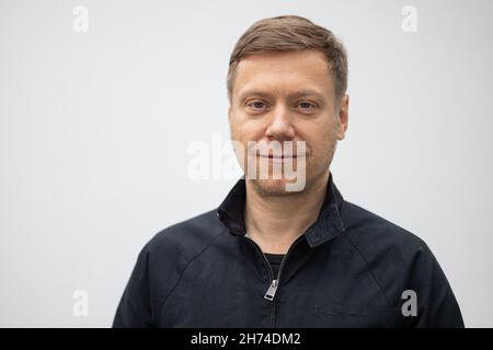 Bad Blankenburg, Allemagne.20 novembre 2021.Martin Schirdewan, chef du groupe de gauche au Parlement européen, photographié en marge de la conférence du parti de gauche de Thuringe.Credit: Michael Reichel/dpa/Alay Live News Banque D'Images