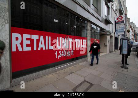 Location de bureaux de biens commerciaux, unité de vente au détail permettant de signer Londres Royaume-Uni Banque D'Images