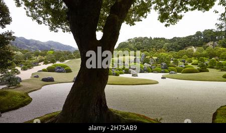 SHIMANE, JAPON avril 2018 : jardin japonais du musée Adachi.Ce jardin japonais est considéré comme le meilleur jardin japonais au monde. Banque D'Images