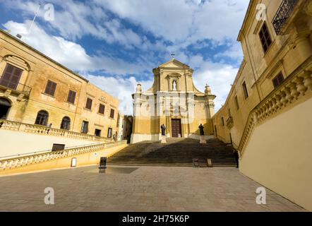 Kathedrale St. Marija à Zitadelle von Gozo BEI Dämmerung à blaue Stunde, IR-Rabat Għawdex, Victoria, Gozo, Malte Banque D'Images