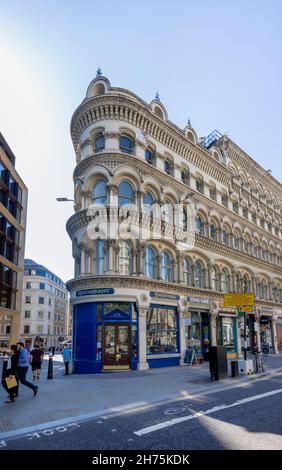 Sweetings, un restaurant de poissons et de fruits de mer à l'ancienne dans Queen Victoria Street, Londres EC4, dans le quartier financier du Square Mile Banque D'Images