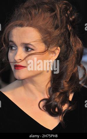 Helena Bonham carter, 'Suffragette' - Gala de nuit d'ouverture - BFI London film Festival, Odeon Leicester Square, Londres. Banque D'Images