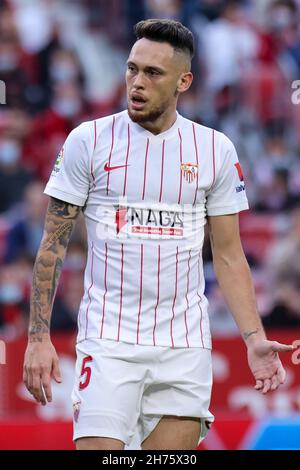 Séville, Séville, Espagne.20 novembre 2021.Lucas Ocampos de Sevilla CF pendant le match de la Liga Santader entre Sevilla CF et Deportivo Alaves à Ramon Sanchez Pizjuan à Séville, Espagne, le 20 novembre 2021.(Credit image: © Jose Luis Contreras/DAX via ZUMA Press Wire) Banque D'Images