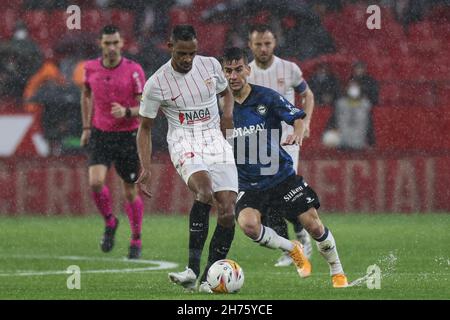 Séville, Séville, Espagne.20 novembre 2021.Fernando Reges de Sevilla CF pendant le match de la Liga Santader entre Sevilla CF et Deportivo Alaves à Ramon Sanchez Pizjuan à Séville, Espagne, le 20 novembre 2021.(Credit image: © Jose Luis Contreras/DAX via ZUMA Press Wire) Banque D'Images