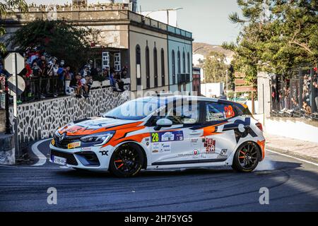 28 Franceschi Jean-Baptiste (FRA), Gorguilo Anthony (FRA), Renault Clio 2021, Toksport WRT, action pendant le rallye Ilas Canarias de la FIA 2021, 8e tour du Championnat européen de rallye 18 de la FIA, du 20 au 2021 novembre à Las Palmas de Gran Canaria, Espagne - photo Alexandre Guilleraumot / DPPI Banque D'Images