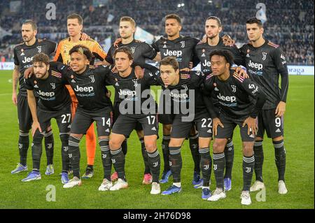 Stadio Olimpico, Rome, Italie.20 novembre 2021.Serie A League football, SS Lazio versus Juventus; Juventus team Credit: Action plus Sports/Alamy Live News Banque D'Images