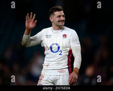 Londres, Royaume-Uni.20 novembre 2021.LONDRES, ANGLETERRE - NOVEMBRE 20: Jonny May de l'Angleterre vague aux fans après le match de la série internationale d'automne entre l'Angleterre et l'Afrique du Sud, au stade de Twickenham le 20 novembre 2021 à Londres, Angleterre crédit: Action Foto Sport/Alamy Live News Banque D'Images