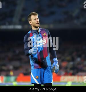 Sabadell, Barcelone, Espagne.20 novembre 2021.Barcelone Espagne 20 octobre 2021 Neto Murara (FC Barcelone) regarde pendant la Liga Santander entre le FC Barcelone et Espanyol Barcelone au Camp Nou le 20 novembre 2021 à Barcelone.Crédit : Xavi Urgeles/ZUMA Wire/Alay Live News Banque D'Images