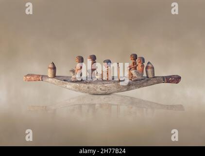 Amcinet Egyptien en bois tombeau modèle d'un bateau, 1990-1786 av. J.-C., , 12ème dynastie, Asyut.Musée des Beaux-Arts de Lyon inv 1969-405.Ce bateau égyptien d'ancinet Banque D'Images