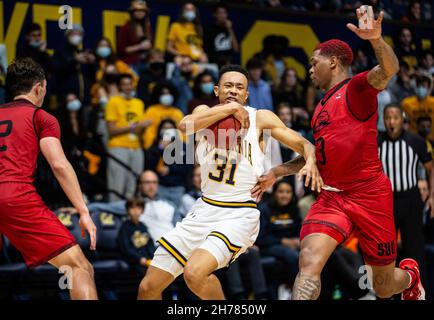 Novembre 18 2021 Berkeley, CA É.-U. la garde de Californie Jordan Shepherd (31) va à la canopée pendant le match de basket-ball des hommes NCAA entre les Thunderbirds du sud de l'Utah et les Golden Bears de Californie.La Californie a gagné en double heures supplémentaires 75-68 au Hass Pavilion Berkeley en Californie Thurman James / CSM Banque D'Images