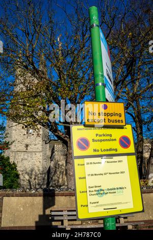 Prittlewell, Southend on Sea, Essex, Royaume-Uni.21 novembre 2021.Les préparatifs sont en cours pour les funérailles du député de Southend West, Sir David Amiss, dans la ville qu'il a représentée.Un service aura lieu le lundi 22 novembre à l'église Sainte-Marie de Prittlewell, un quartier de l'arrondissement du sud qui est historiquement la colonie originale qui s'est développée dans la ville tentaculaire qui doit être nommée ville en l'honneur du député.Après le service commémoratif, son cercueil sera porté sur un corbillard tiré par des chevaux dans les rues de Southend pour que les gens puissent rendre hommage Banque D'Images