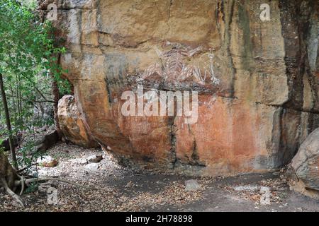 Angbangbang Rock Shelter, parc national de Kakadu, territoire du Nord, Australie Banque D'Images