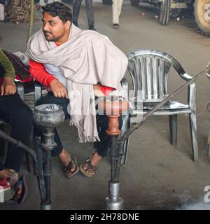 Gazipur, Delhi, Inde – décembre 25 2020 : manifestations des agriculteurs indiens sikhs et hindous du Punjab, de l'Uttar Pradesh et de l'Uttarakhand à la frontière de Delhi-UP Banque D'Images