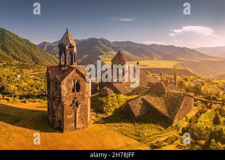 Vue aérienne d'un pittoresque complexe du monastère de Haghpat dans la région de Lori en Arménie.Il est inscrit sur la liste du patrimoine mondial de l'UNESCO Banque D'Images